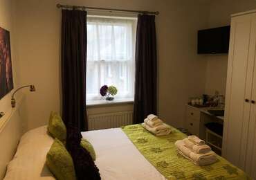 King Double With Shower 6 Including Breakfast