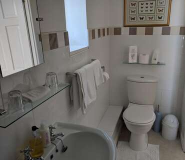 2nd floor Premium Double En-suite Room (inc. Breakfast)