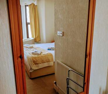 2nd Floor Sea View Premium Double En-suite (inc. Breakfast)