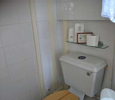 Single En-suite Room (inc. Breakfast)