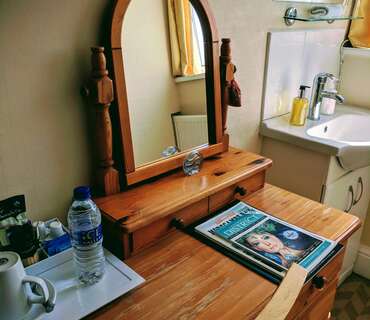 Super Single 3rd Floor(en-suite) Inc. Breakfast