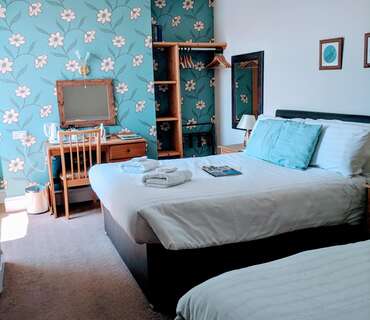 2nd floor Premium Double En-suite Room (inc. Breakfast)