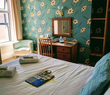 2nd floor Premium Double En-suite Room (inc. Breakfast)