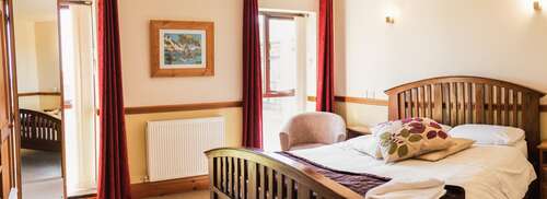 Home - Fernhill B And B, Bed And Breakfast In Rochdale